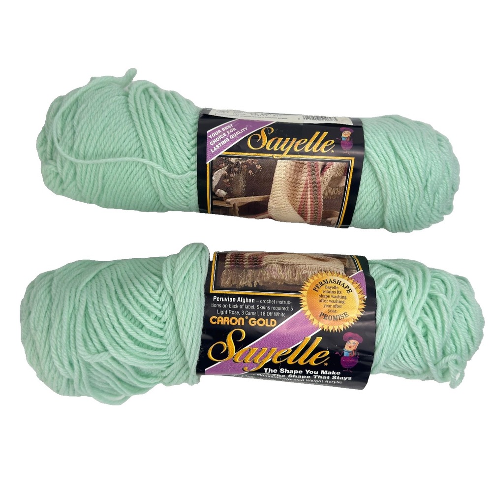 Vtg Caron Gold Sayelle Yarn 1036 Baby Green 100% Monsanto Acrylic 2 Skeins 7 oz